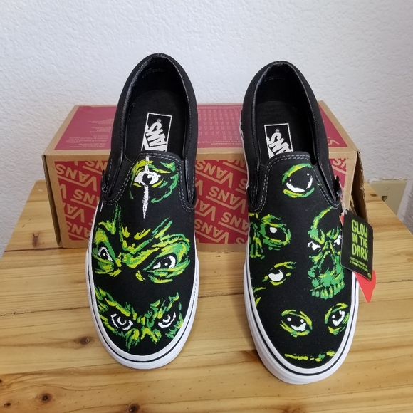 Vans Shoes Vans Classic Slipon Eyes In The Dark Sneaker Sz85 New